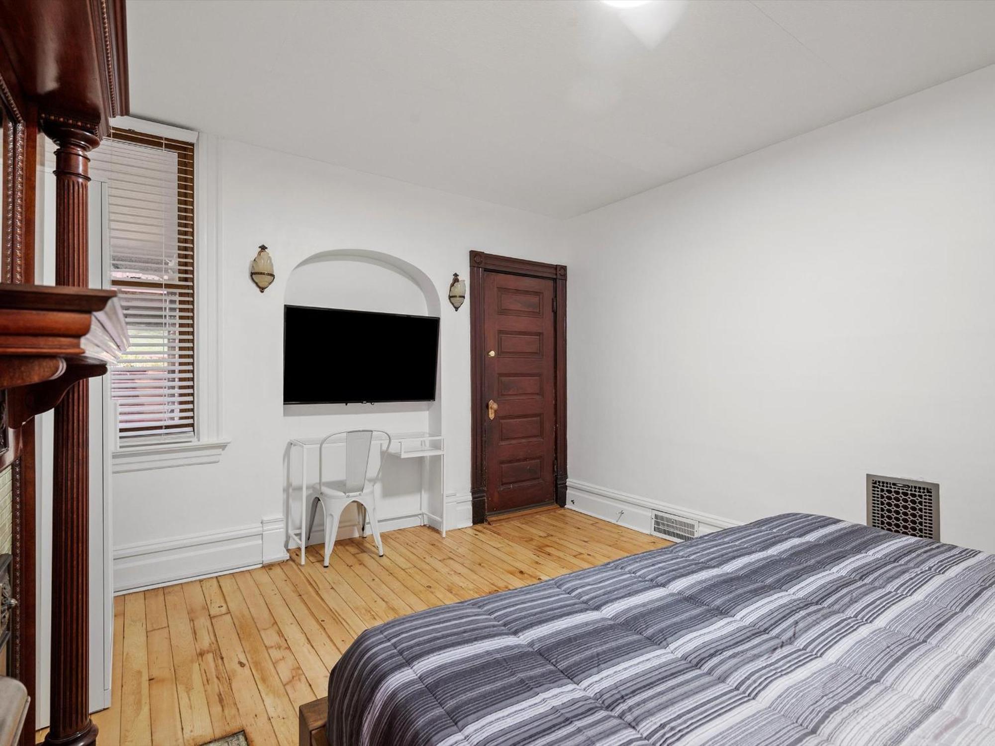 Oakland, !b Stylish And Quiet Private Bedroom With Shared Bathroom Habitación en casa particular *